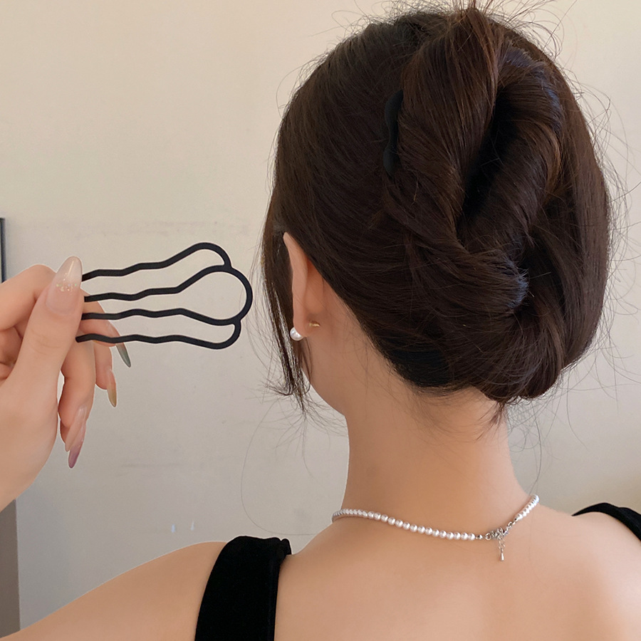Women Accessories On Sale - Pettini forchetta per capelli a forma