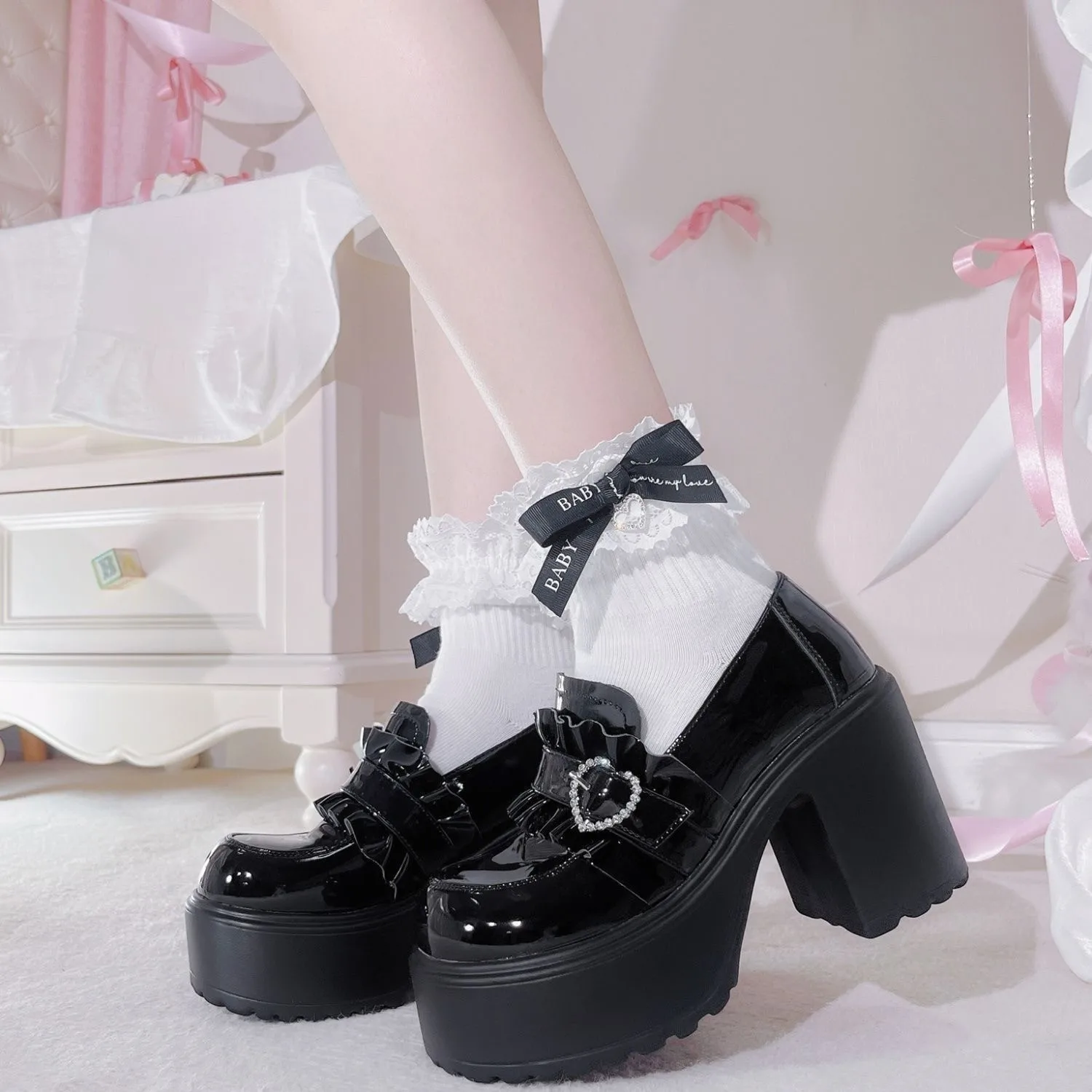 Women'S Accessories Trends 2025 - Fondo spesso Mary Jane Piccole scarpe