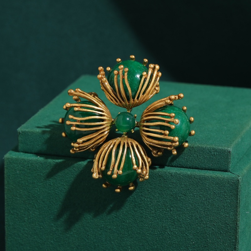 Women'S Vintage Accessories - Spille vintage con elementi floreali in