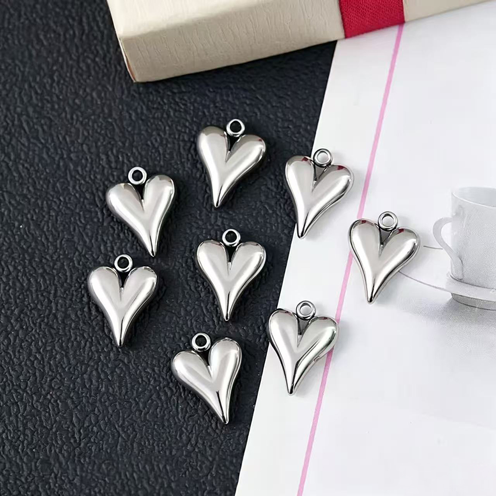 10 Pezzi Ciondoli a Cuore con  - Statement Earrings Oversized recensione e prezzo