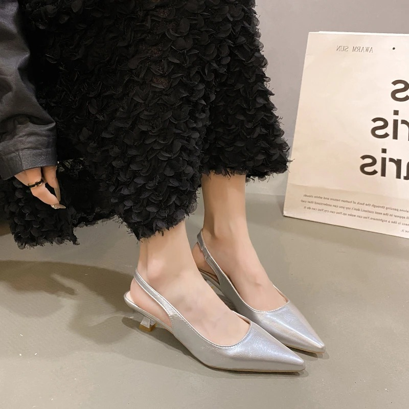 2025 Sandali da donna in pelle - Women'S Accessories Trends 2025 recensione e prezzo
