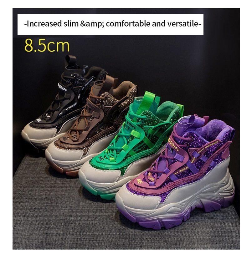 2025 Scarpe da ginnastica con  - Women'S Accessories Trends 2025 recensione e prezzo