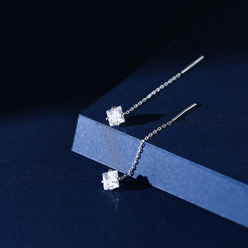 Orecchini Pendenti F.I.N.S di  - Statement Earrings Oversized recensione e prezzo